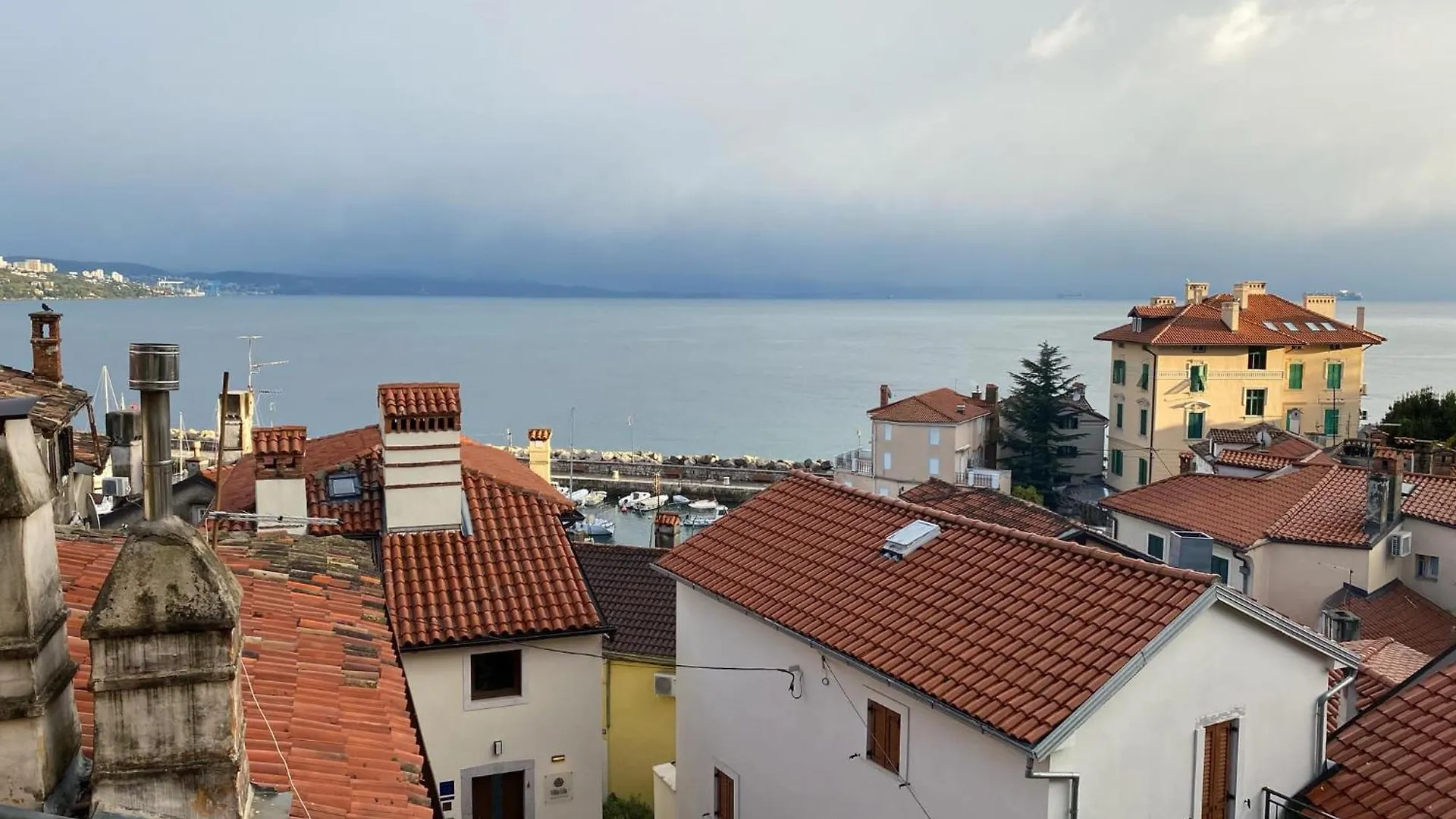 Πανσιόν Soba U Vili 10 Metara Od Mora Οπατία Κροατία